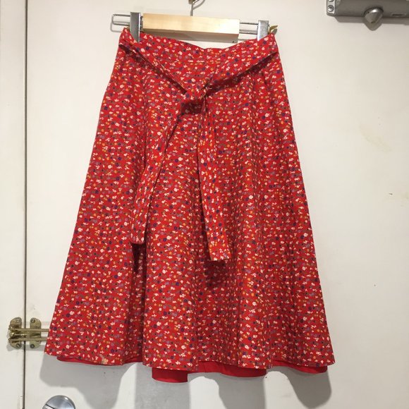 VINTAGE C&A FLORAL MIDI SKIRT SIZE 26 - Picture 4 of 7